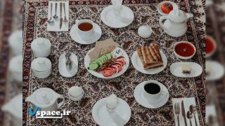 سرو صبحانه اقامتگاه بوم گردی دیاوا - اصفهان - نطنز
